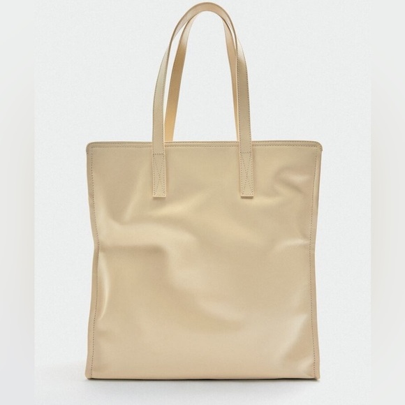 NWT. Zara Cream Large Leather Shopper Bag.